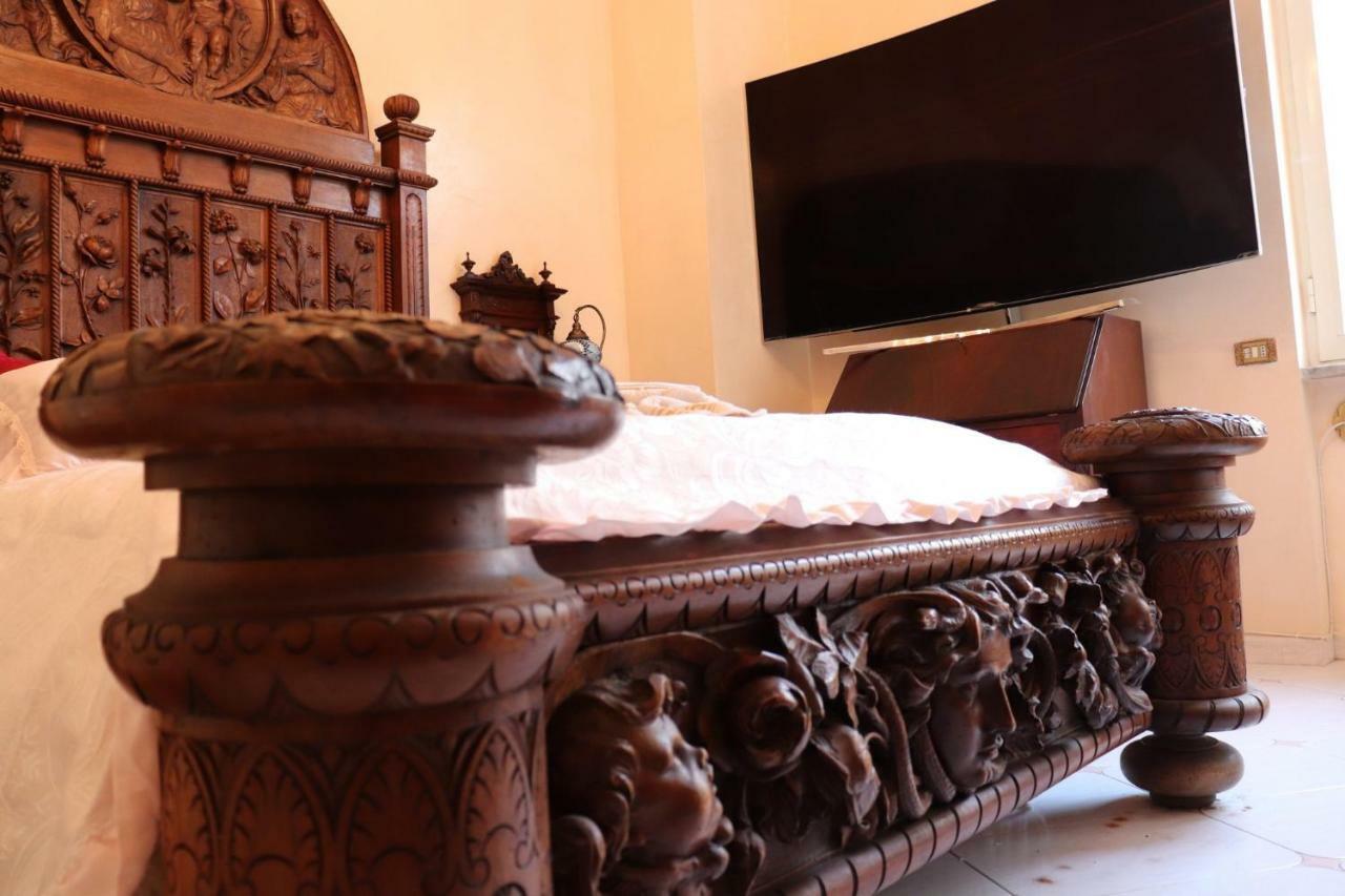 B&B Goldmund Napoli Eksteriør bilde