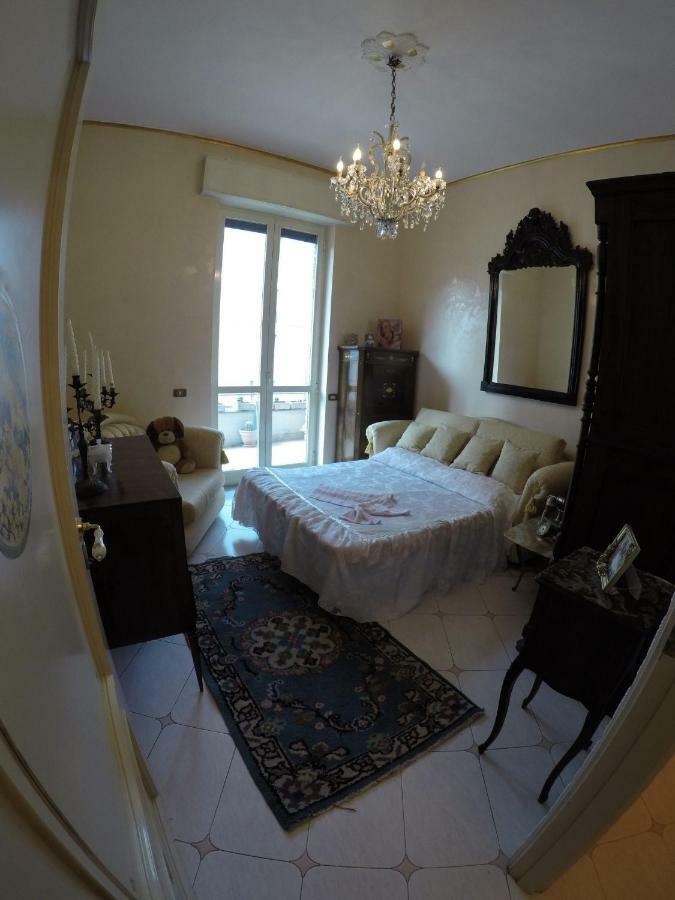 B&B Goldmund Napoli Eksteriør bilde