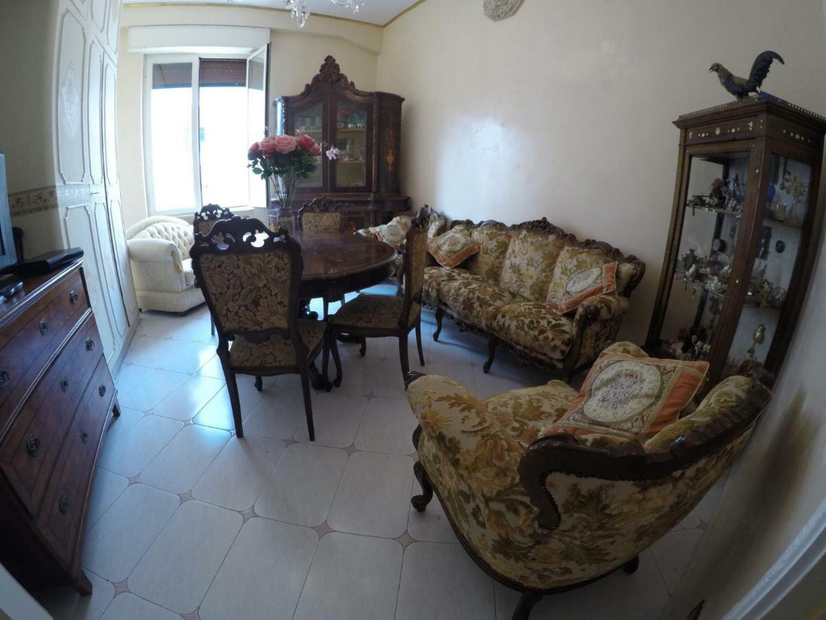 B&B Goldmund Napoli Eksteriør bilde